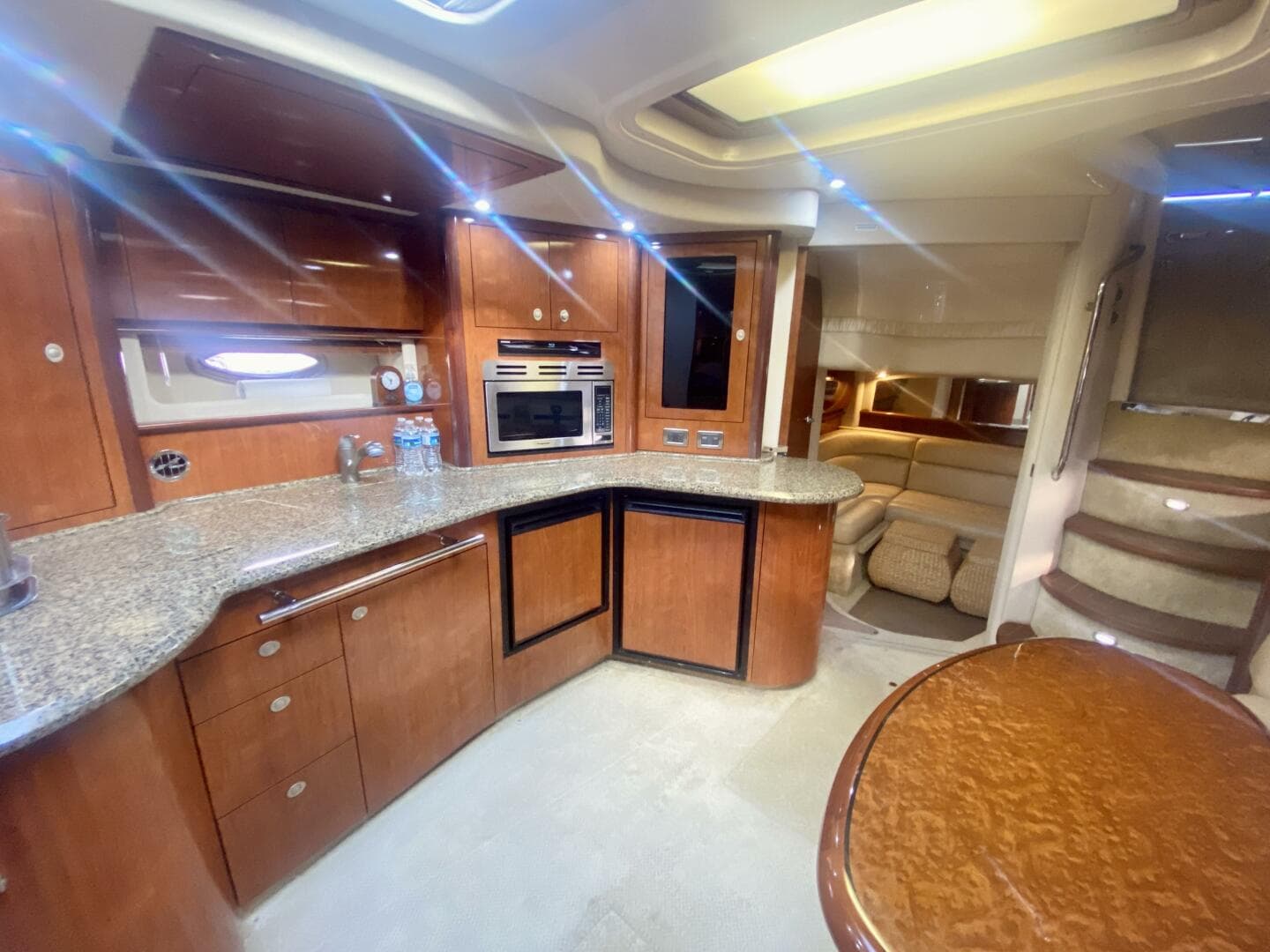 2005 Sea Ray 420 Sundancer — photo 40