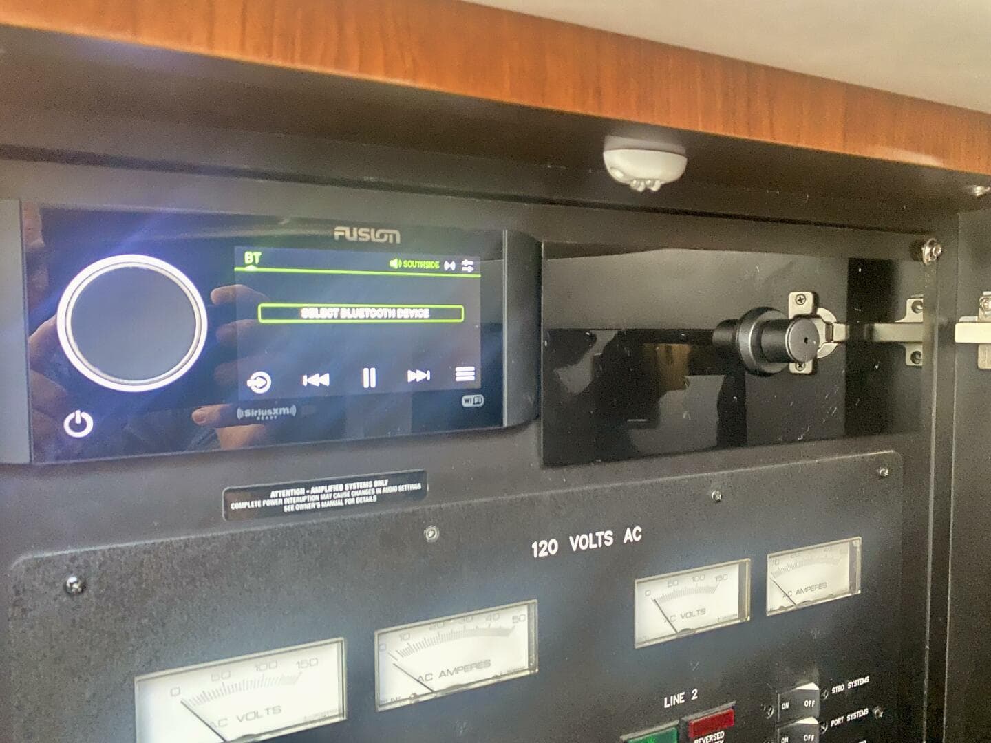 2005 Sea Ray 420 Sundancer — photo 34