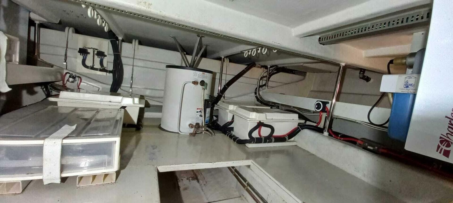 2004 Mikelson 43 Sportfisher — photo 31