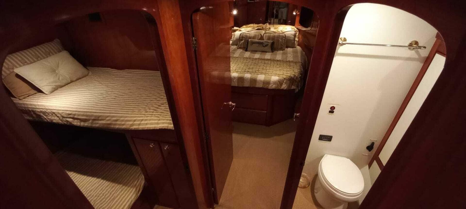 2004 Mikelson 43 Sportfisher — photo 16