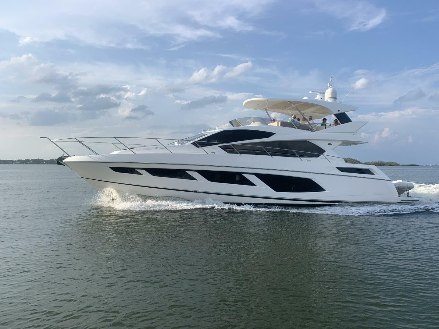 2016 Sunseeker Manhattan 65 — photo 1