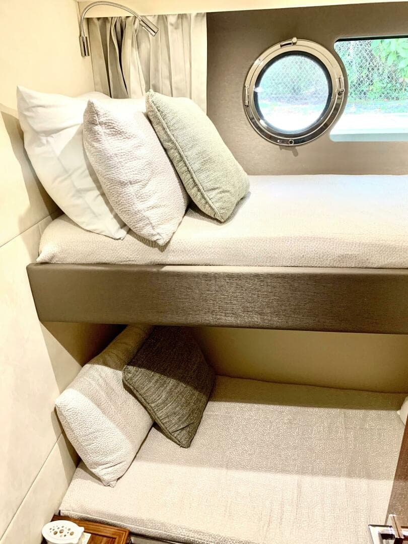 2016 Sunseeker Manhattan 65 — photo 24