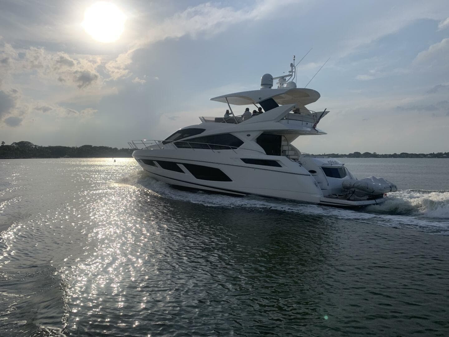 2016 Sunseeker Manhattan 65 — photo 3