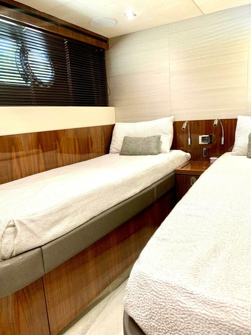 2016 Sunseeker Manhattan 65 — photo 21