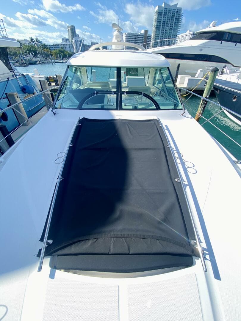 2010 Sea Ray 450 Sundancer — photo 39