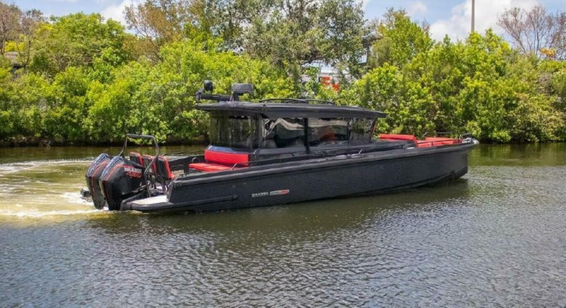 2021 Brabus Shadow 900 Bo — photo 4