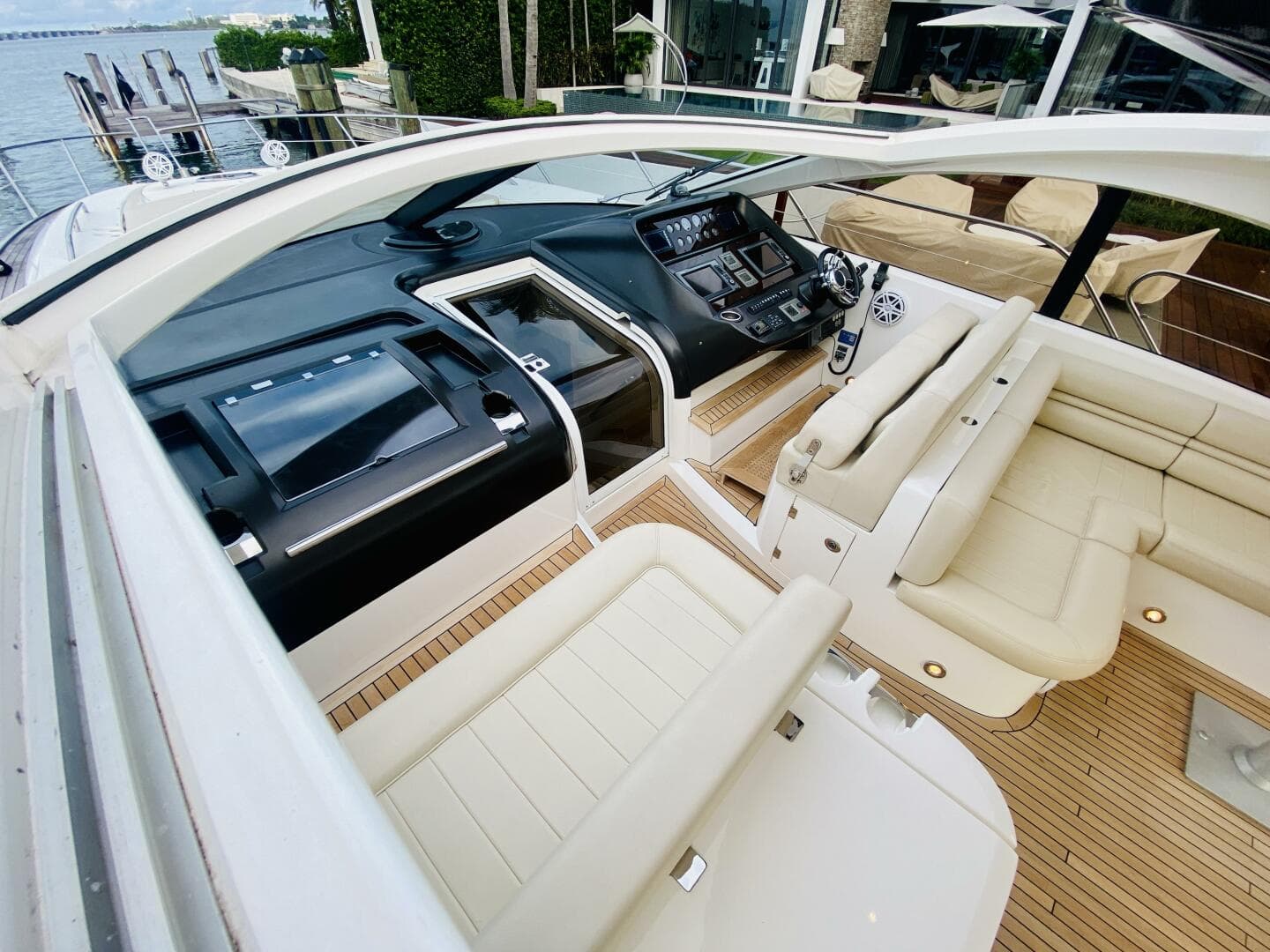 2010 Sunseeker Predator 60 — photo 25