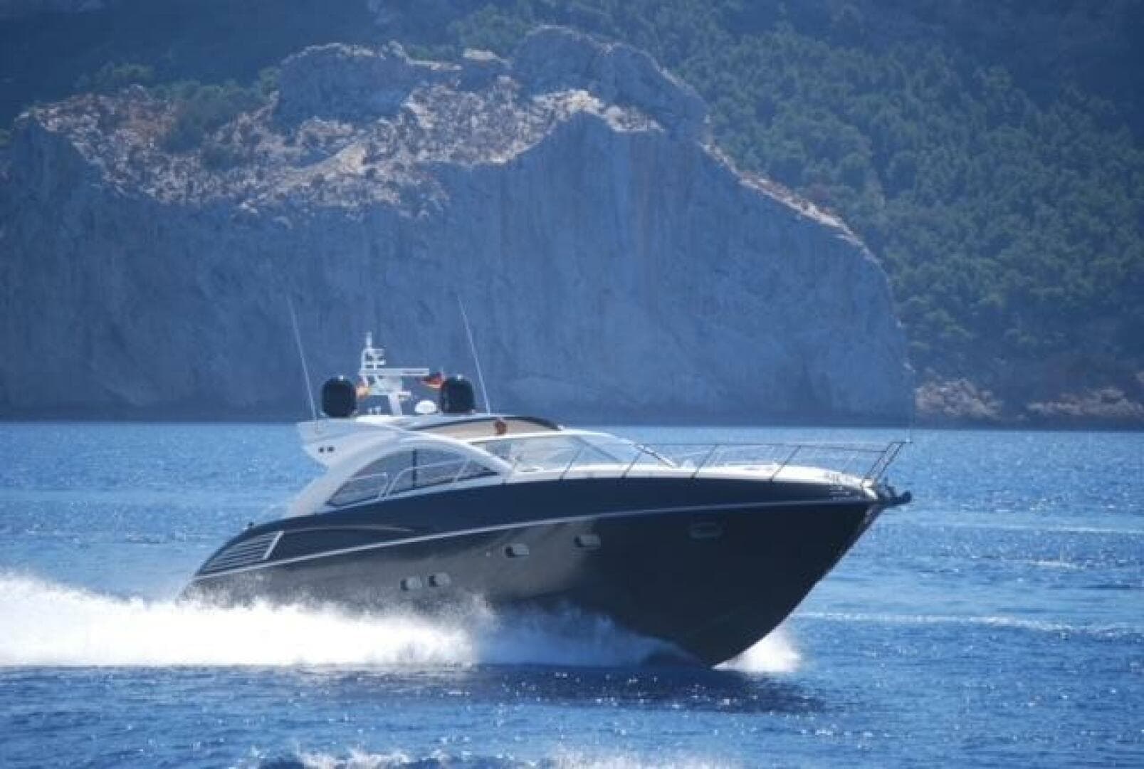 2010 Sunseeker Predator 60 — photo 80