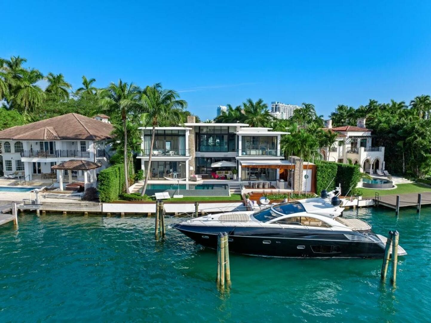 2010 Sunseeker Predator 60 — photo 2