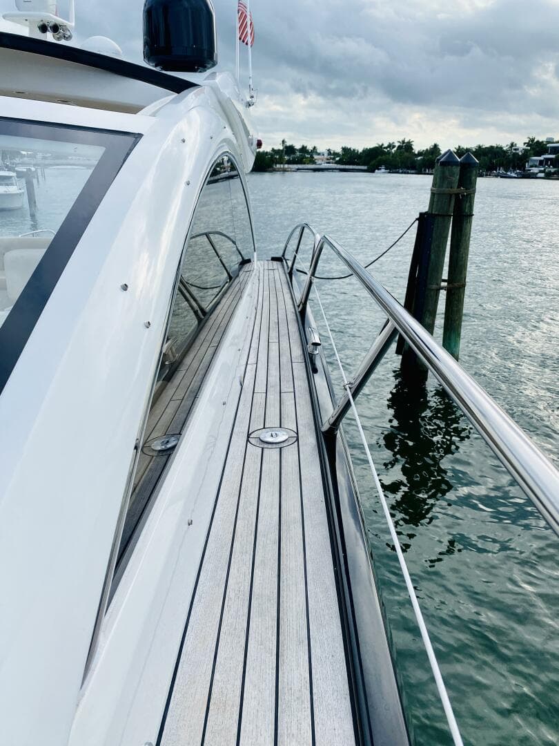 2010 Sunseeker Predator 60 — photo 21