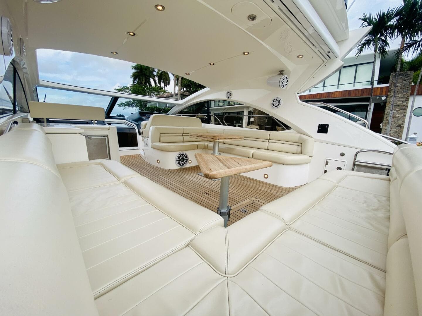 2010 Sunseeker Predator 60 — photo 39