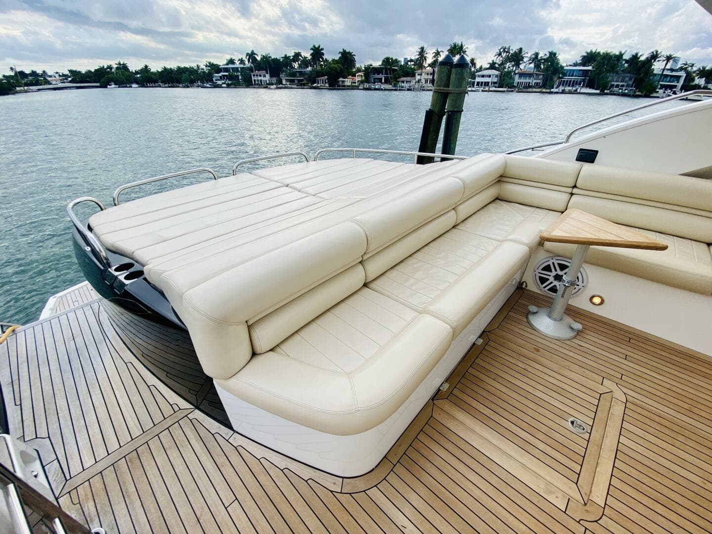 2010 Sunseeker Predator 60 — photo 40