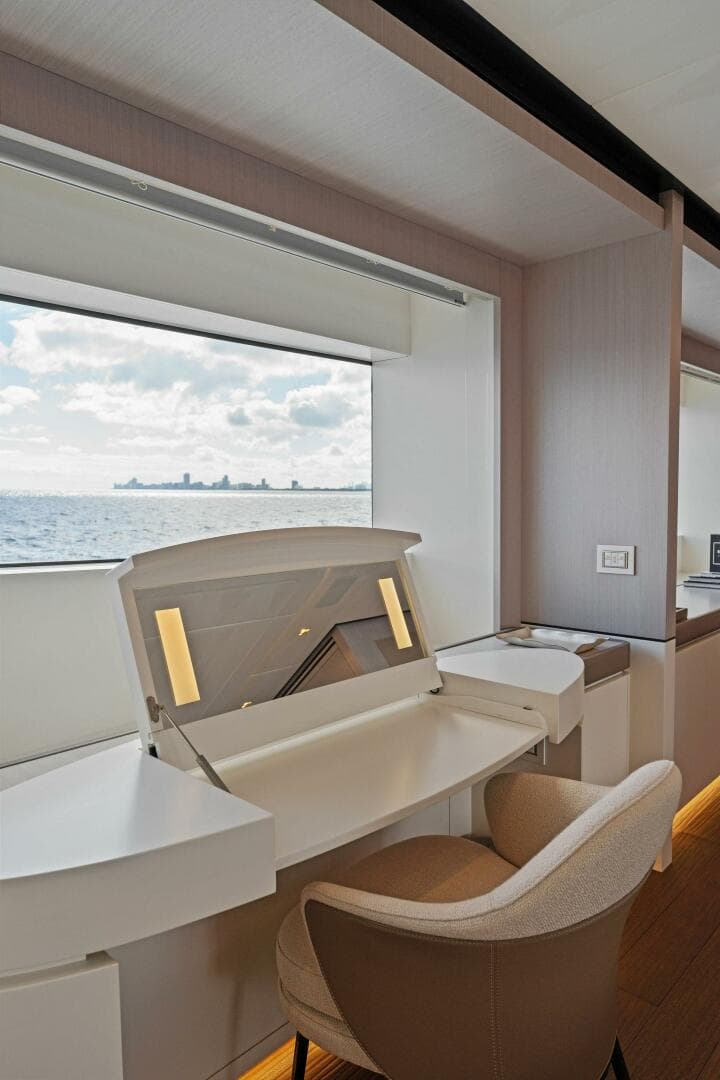 2020 Mangusta 33M Gransport — photo 33