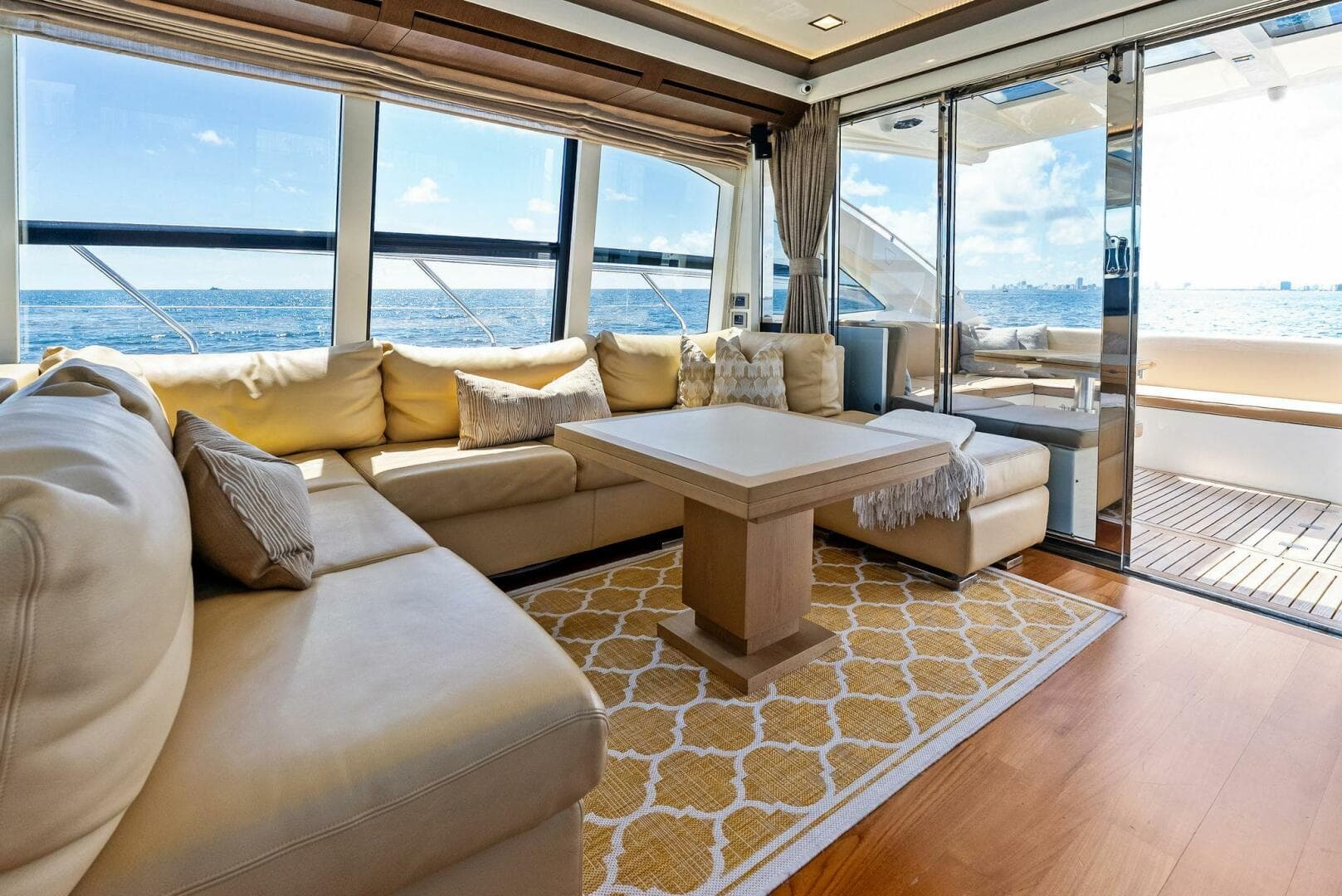 2013 Absolute 64 — photo 33