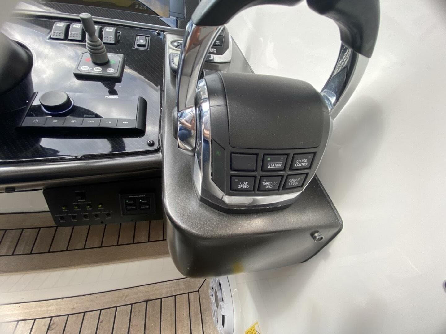 2014 Sunseeker 48 Portofino Xps — photo 10