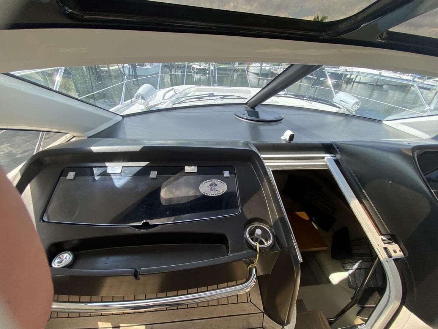 2014 Sunseeker 48 Portofino Xps — photo 29