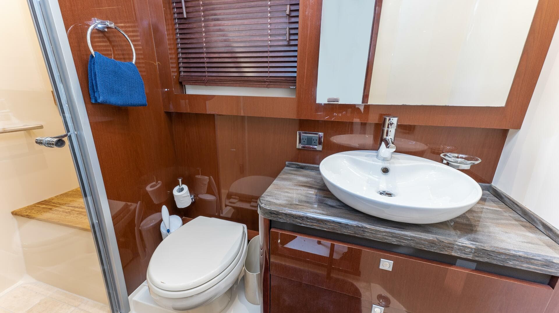 2016 Sea Ray 510 Fly — photo 33