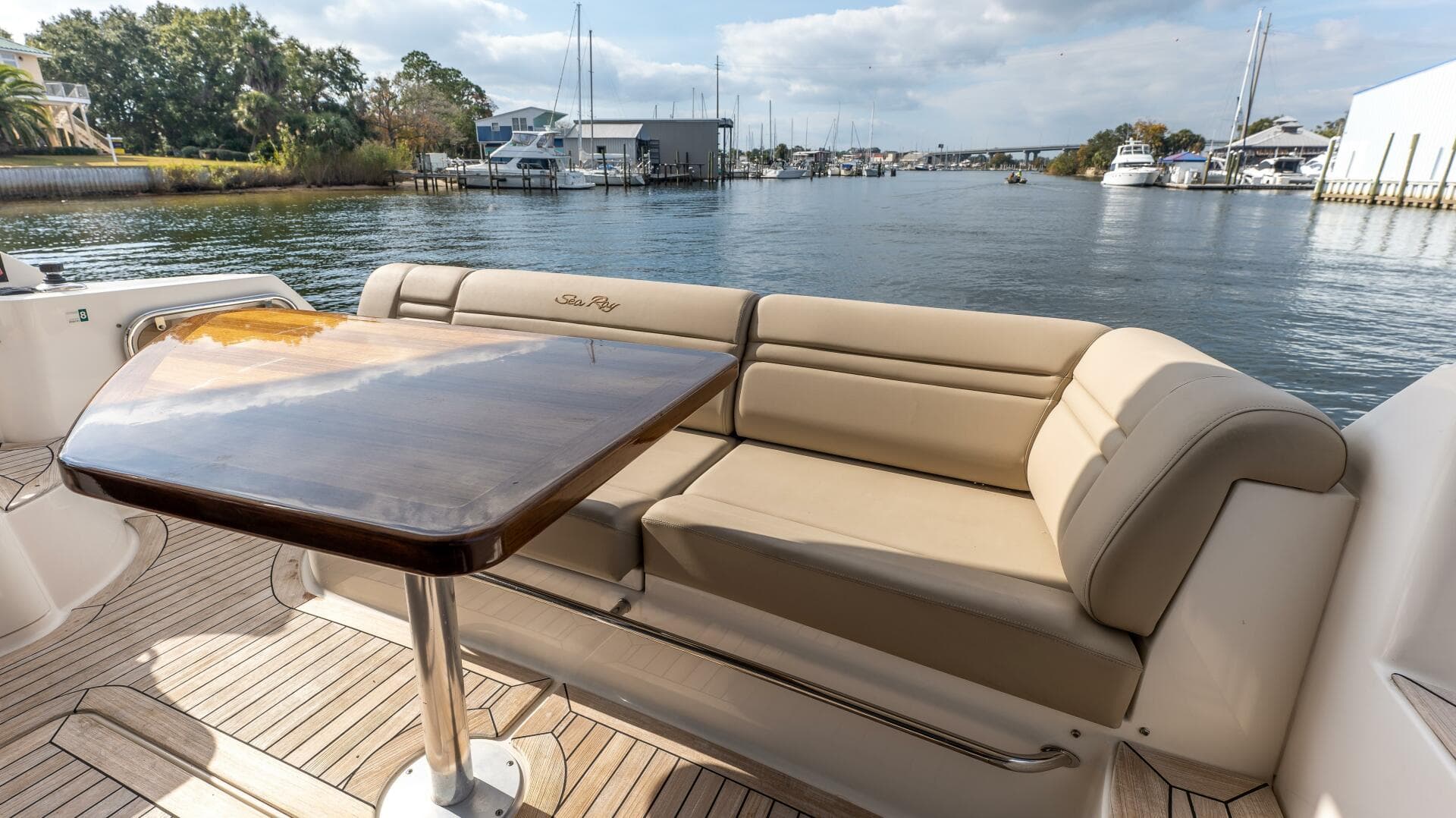 2016 Sea Ray 510 Fly — photo 13