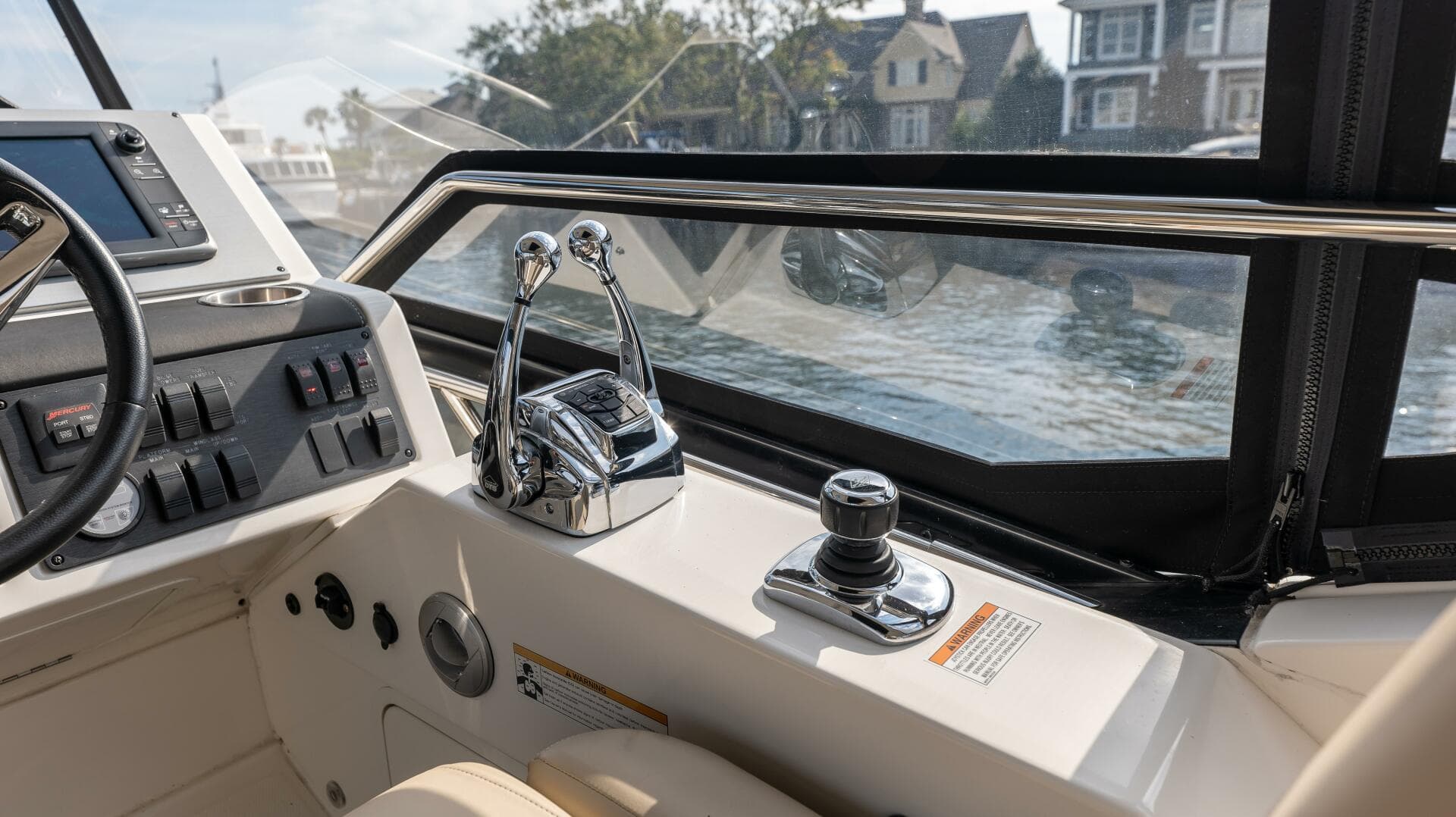 2016 Sea Ray 510 Fly — photo 45