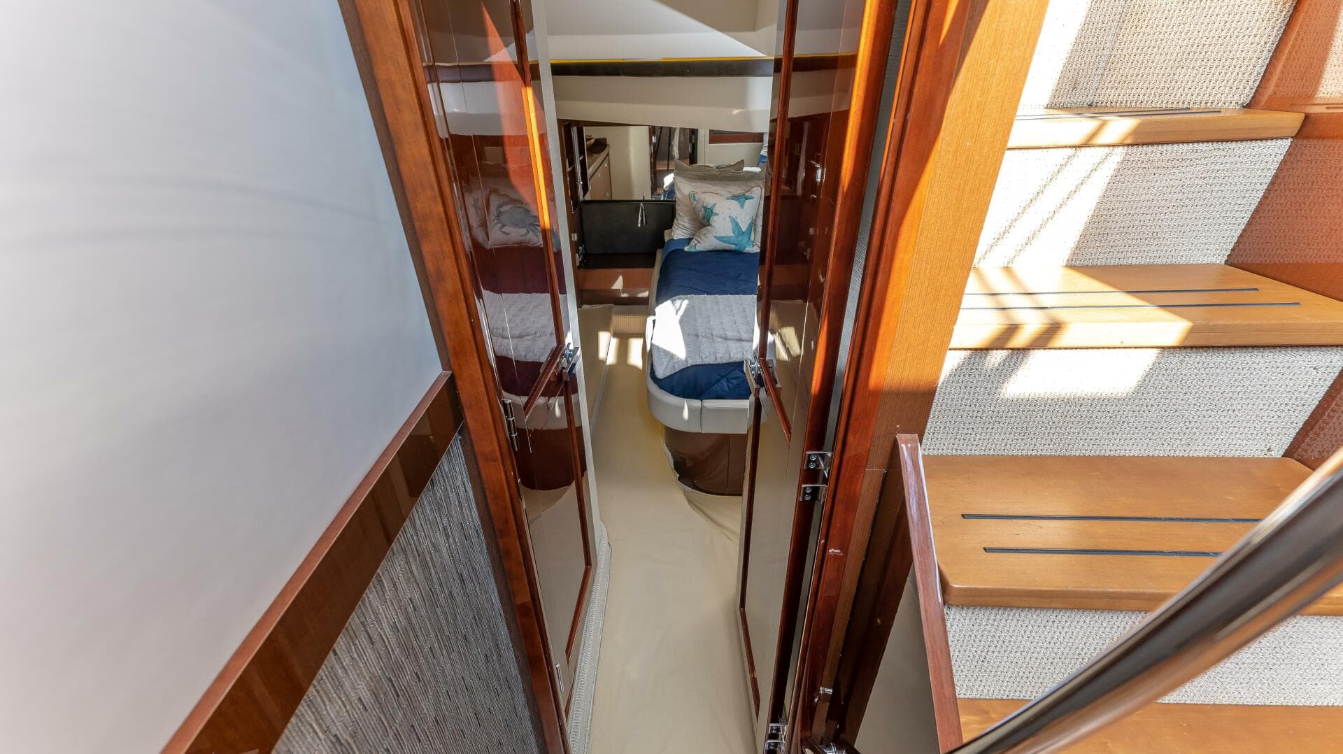 2016 Sea Ray 510 Fly — photo 30