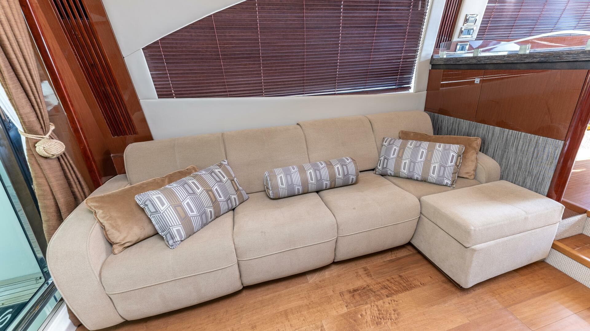 2016 Sea Ray 510 Fly — photo 17