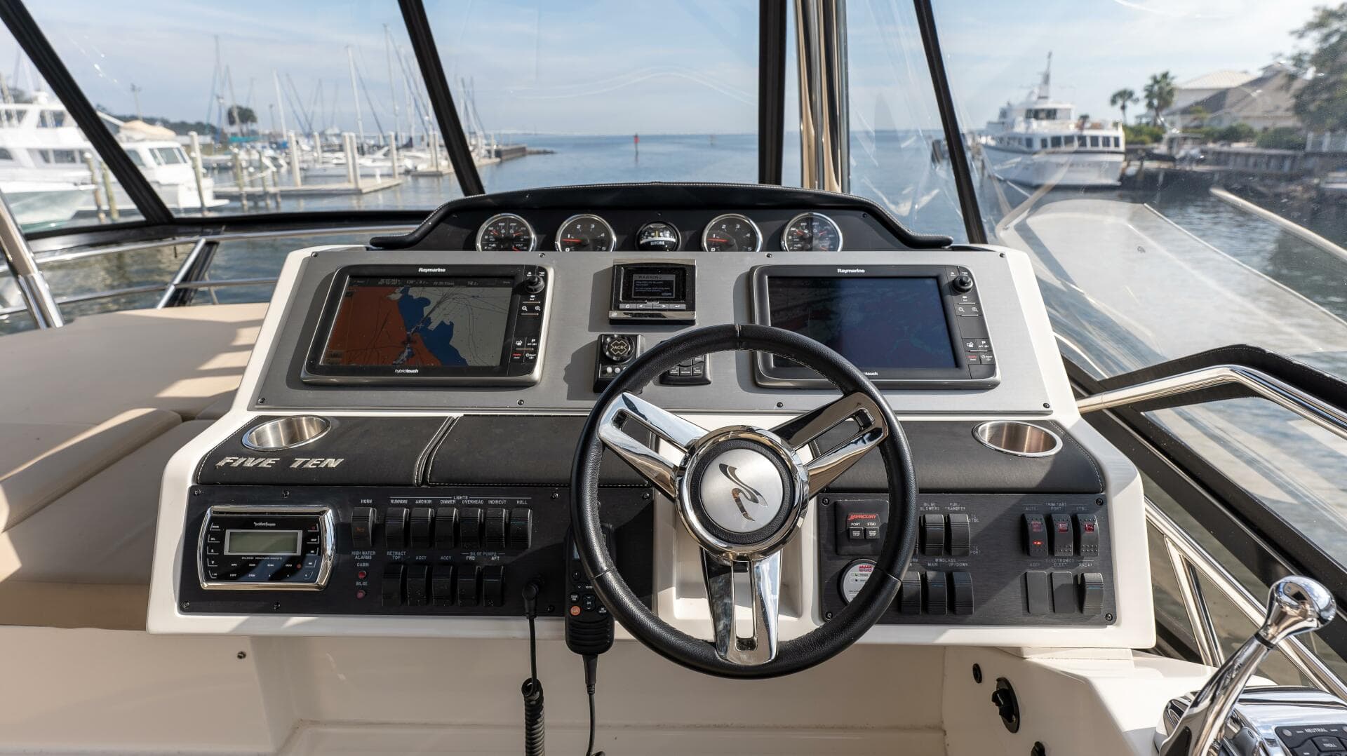 2016 Sea Ray 510 Fly — photo 46