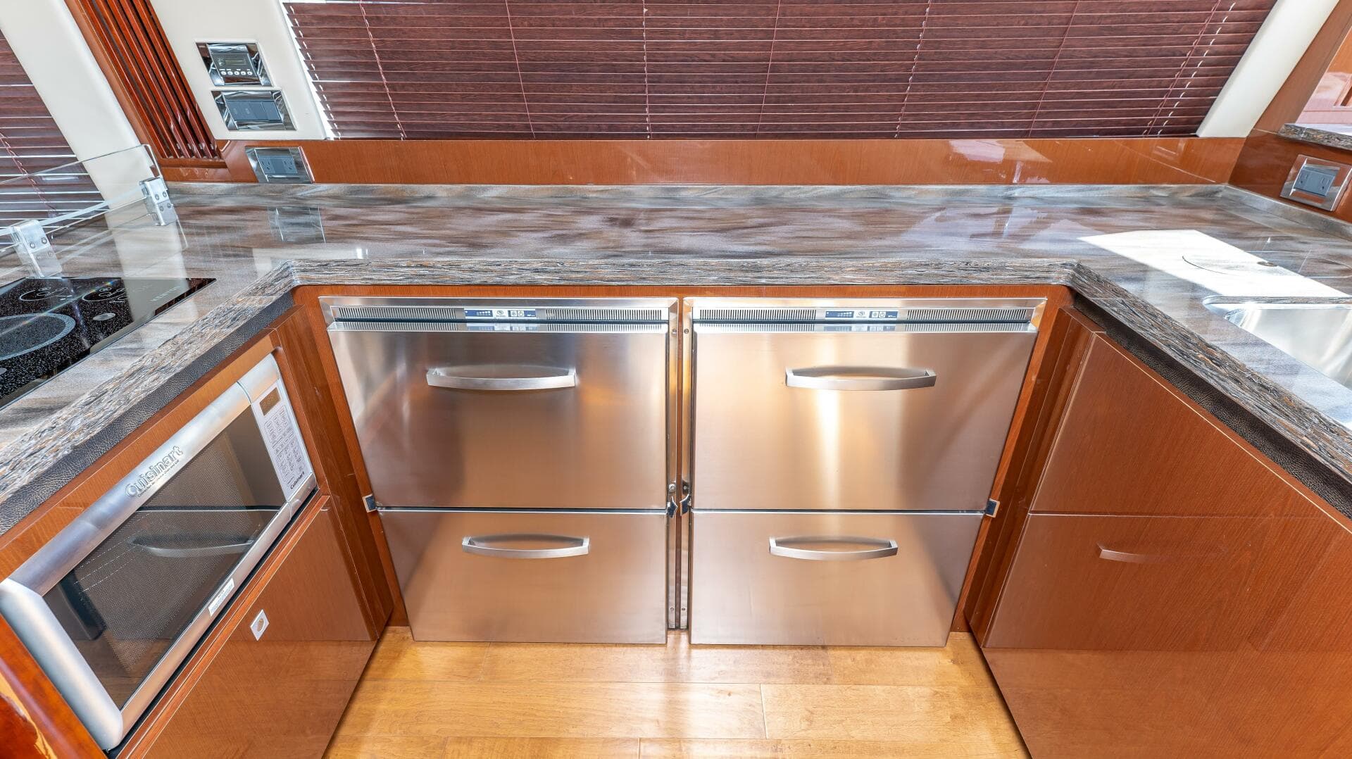 2016 Sea Ray 510 Fly — photo 20