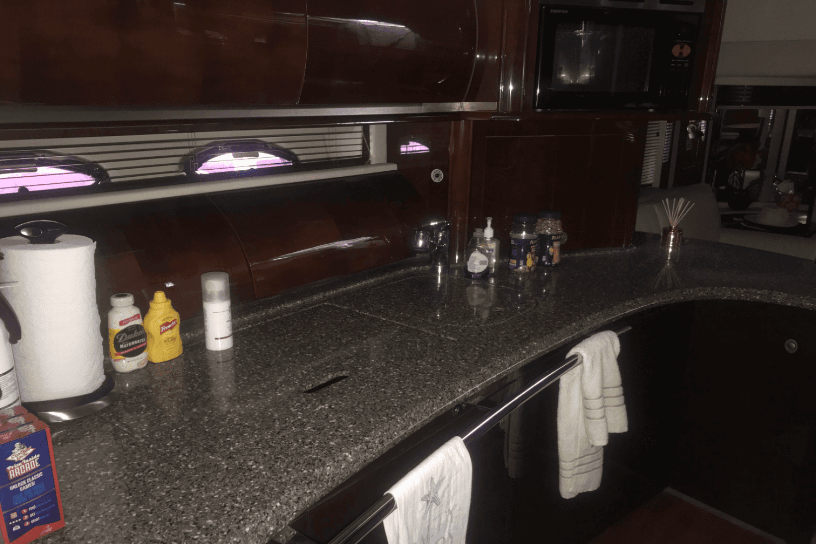 2009 Sea Ray 52 Sundancer — photo 61