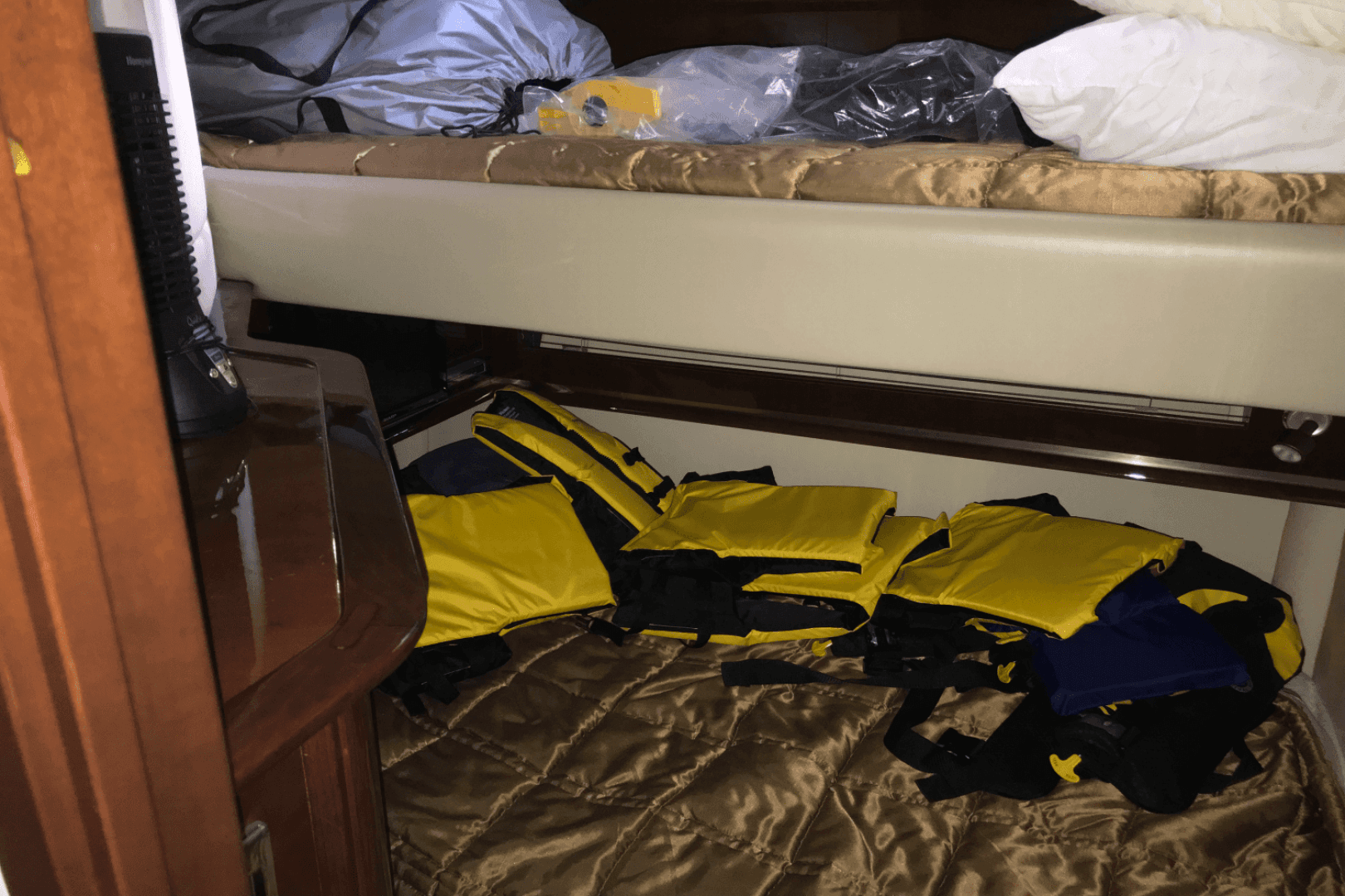 2009 Sea Ray 52 Sundancer — photo 38