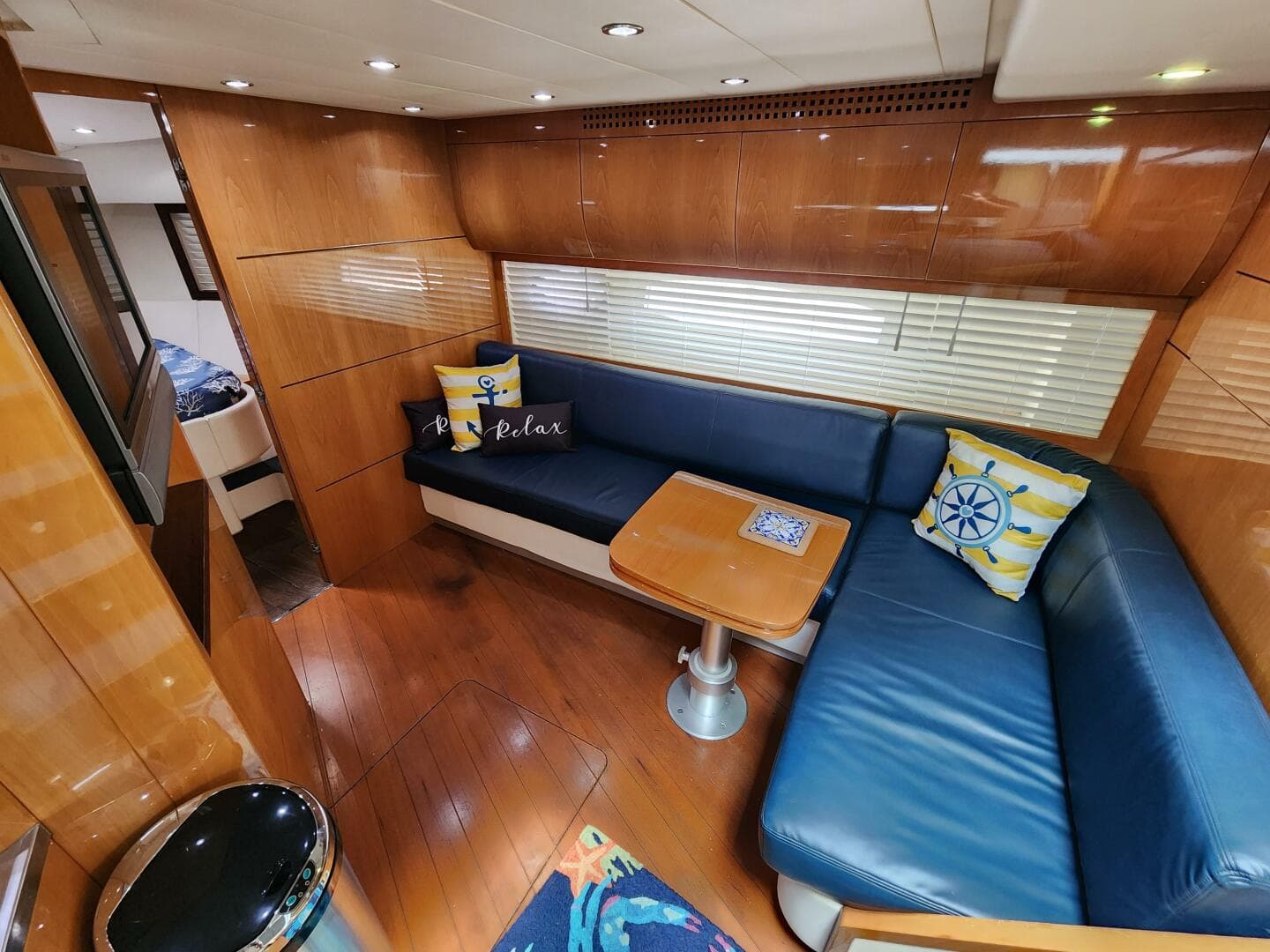 2006 Pershing — photo 13