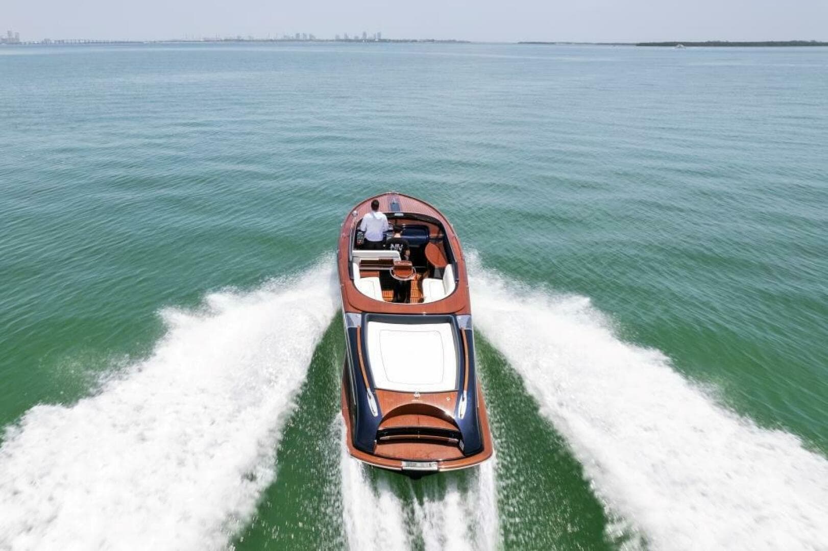 2020 Riva — photo 3
