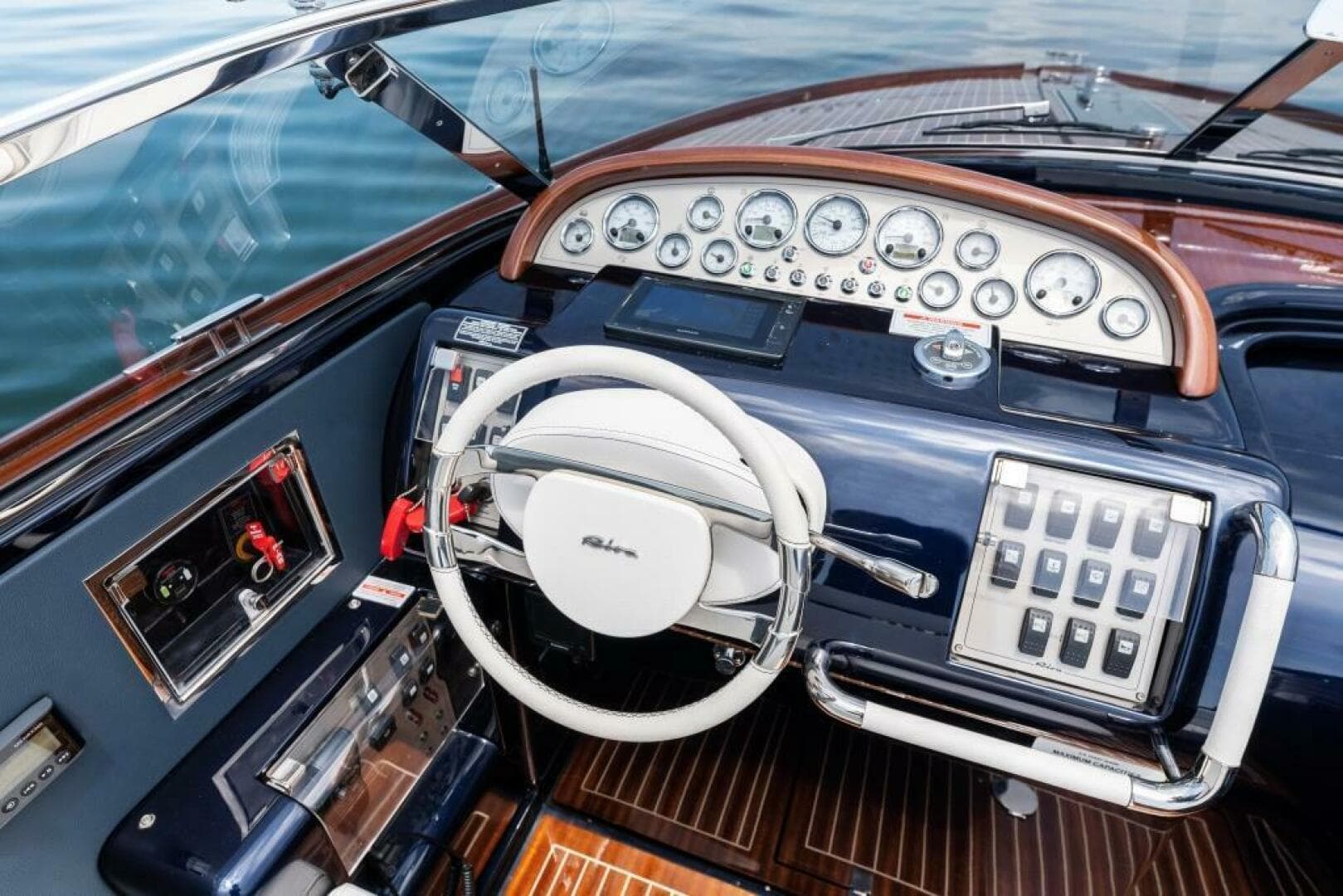 2020 Riva — photo 20