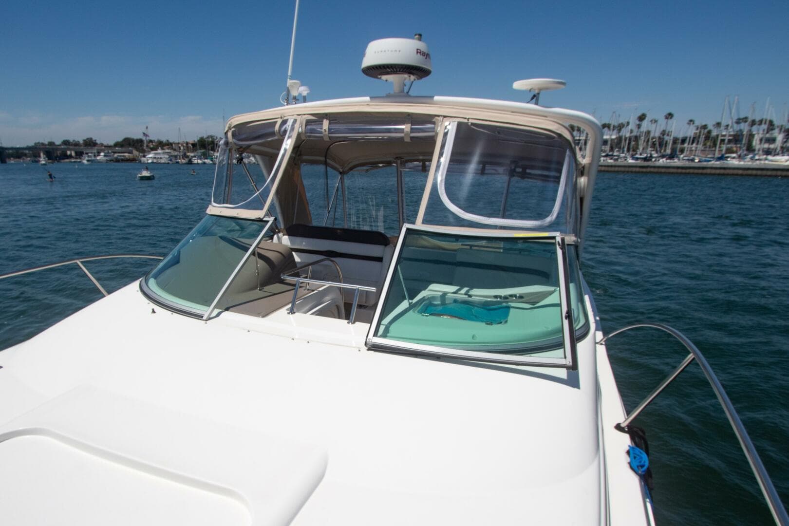 2008 Rinker 40 Express Cruiser — photo 13