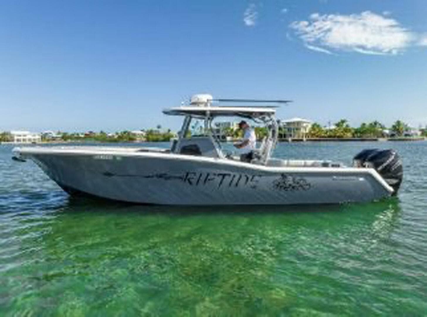 2020 Tidewater 320 CC Adventure — photo 4