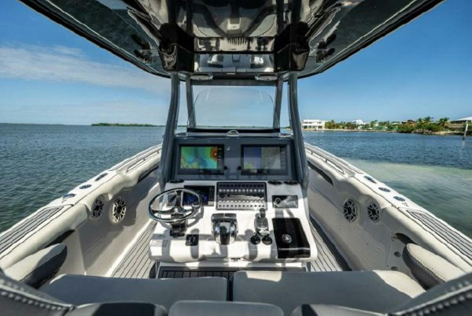 2020 Tidewater 320 CC Adventure — photo 18