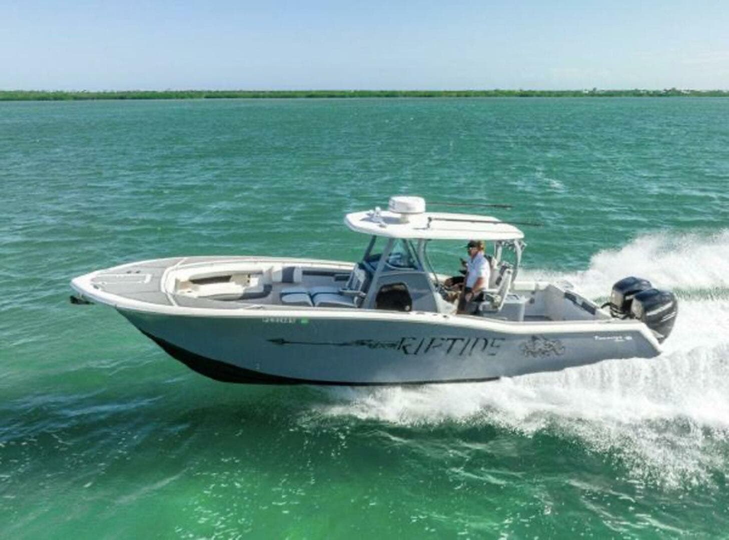 2020 Tidewater 320 CC Adventure — photo 28