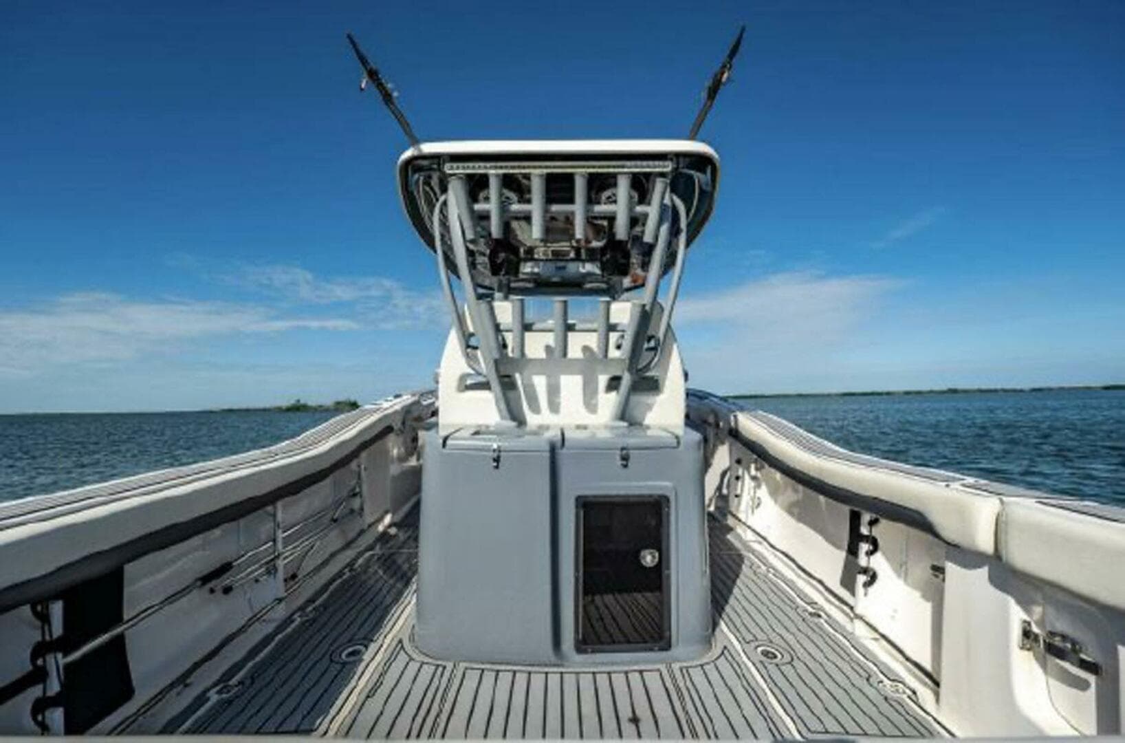 2020 Tidewater 320 CC Adventure — photo 20