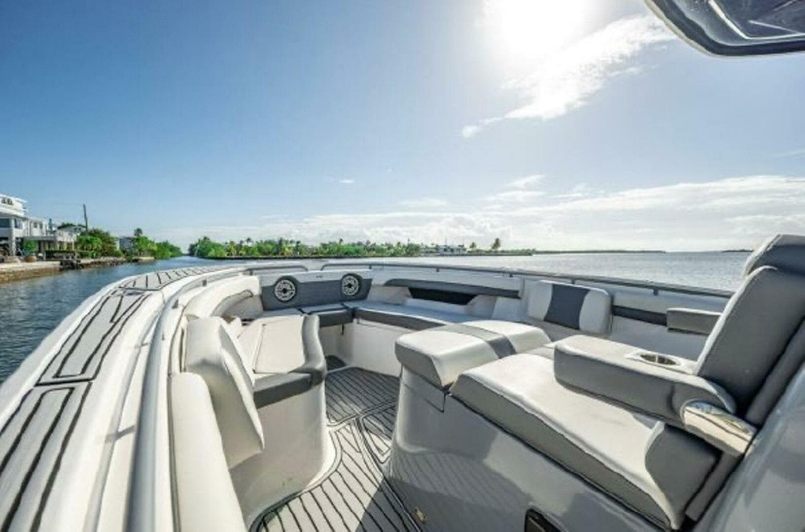 2020 Tidewater 320 CC Adventure — photo 8