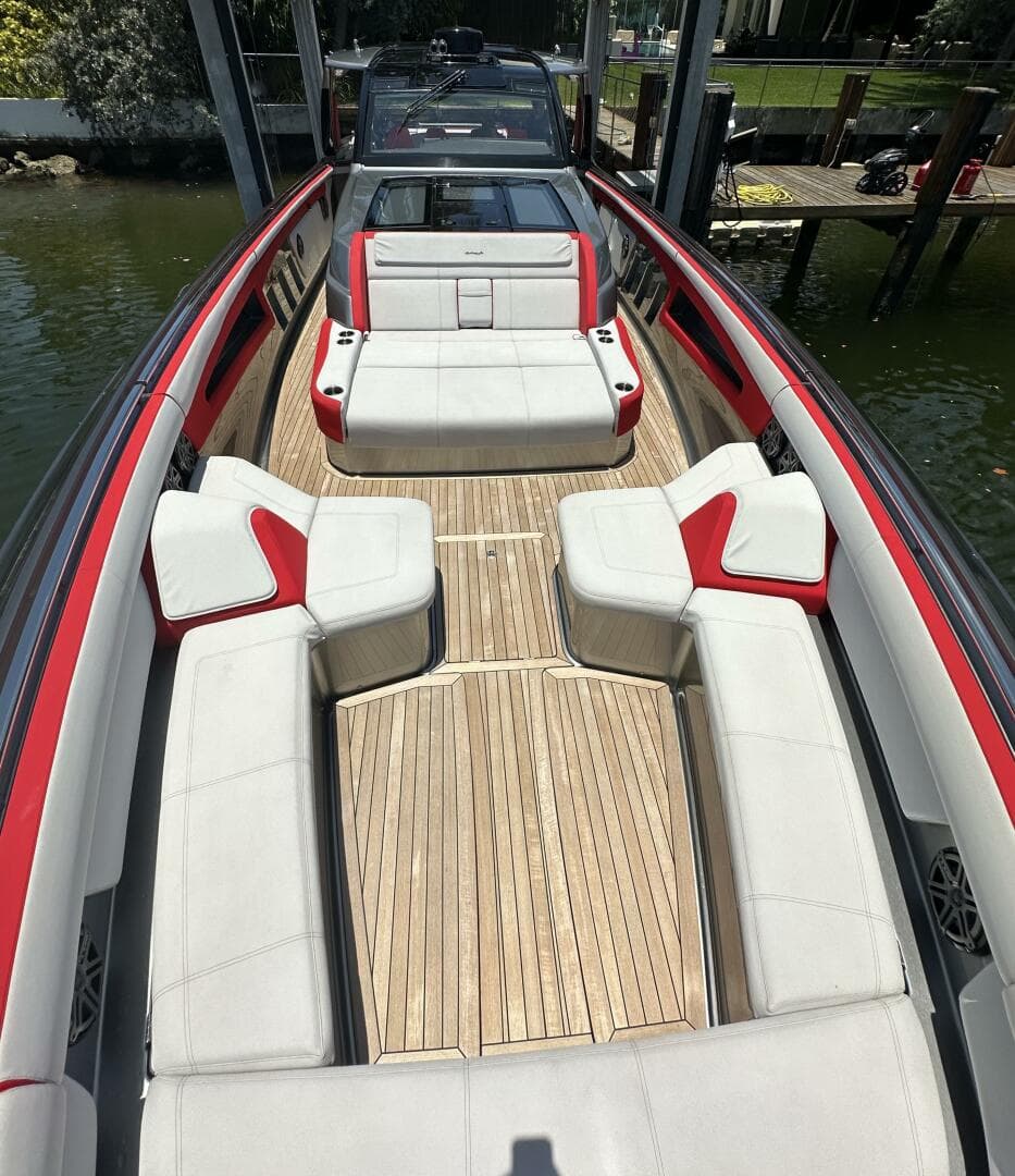 2020 Cigarette Tirranna — photo 14