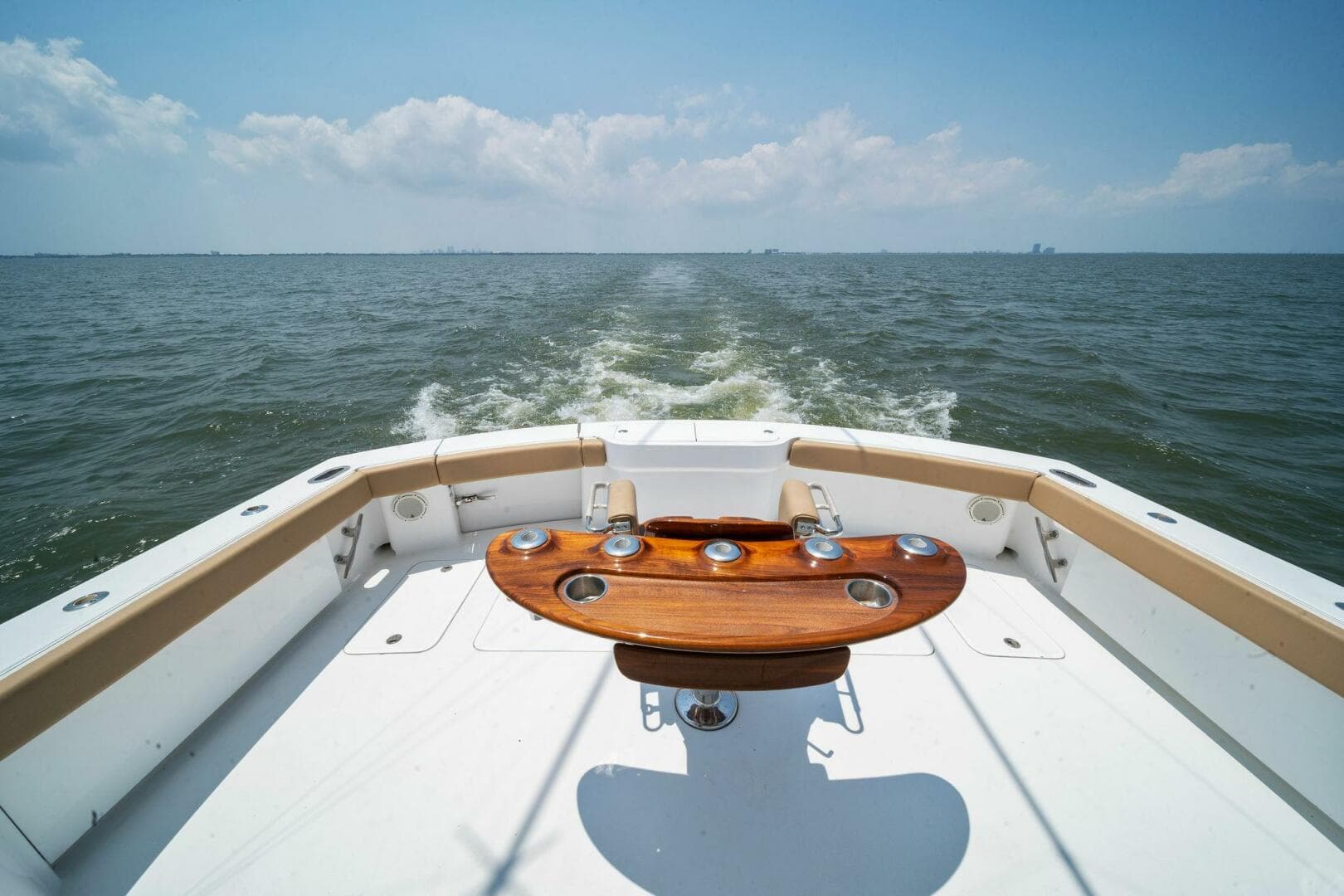 2003 Hatteras 54 Convertible — photo 3