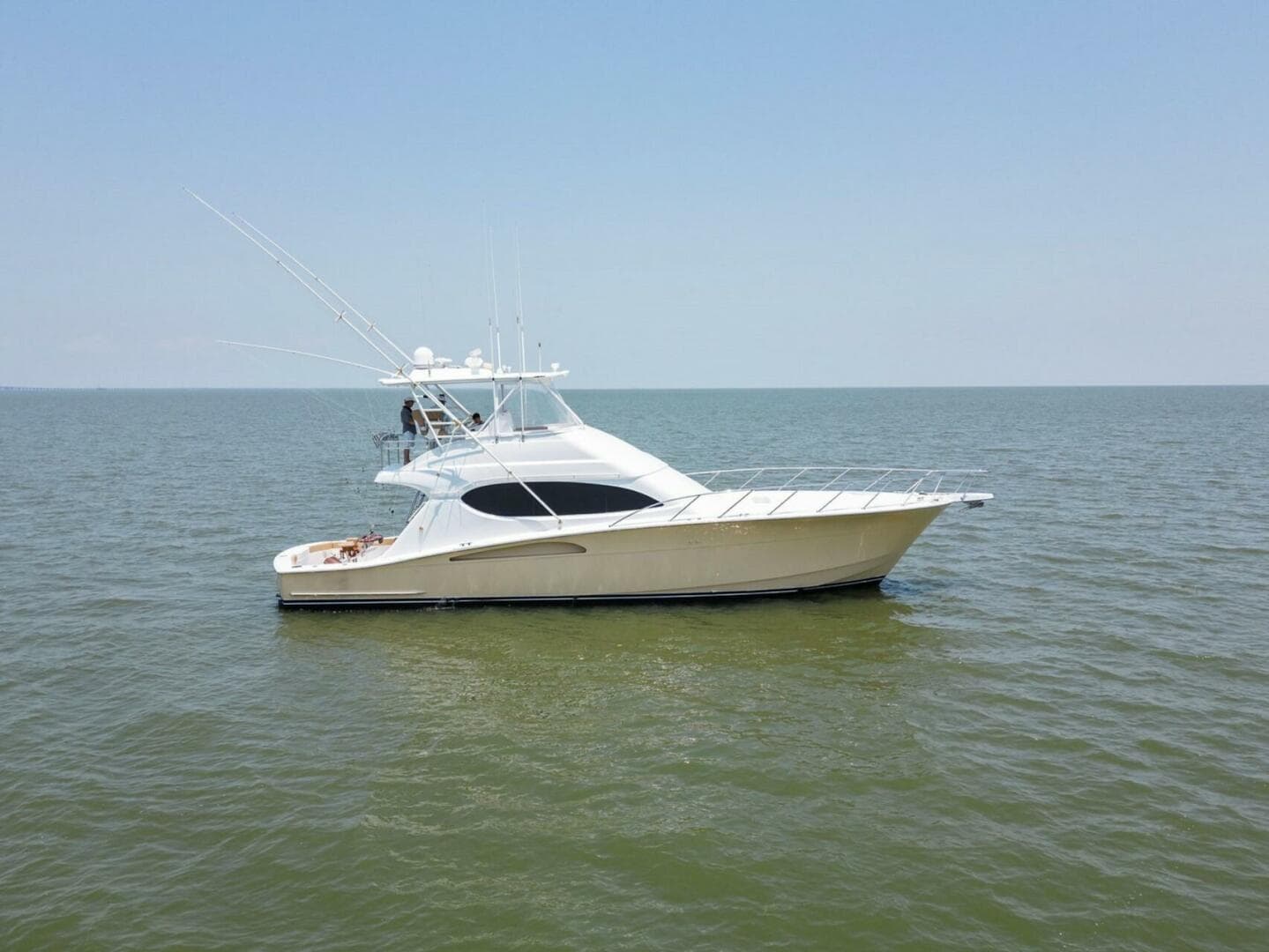 2003 Hatteras 54 Convertible — photo 60