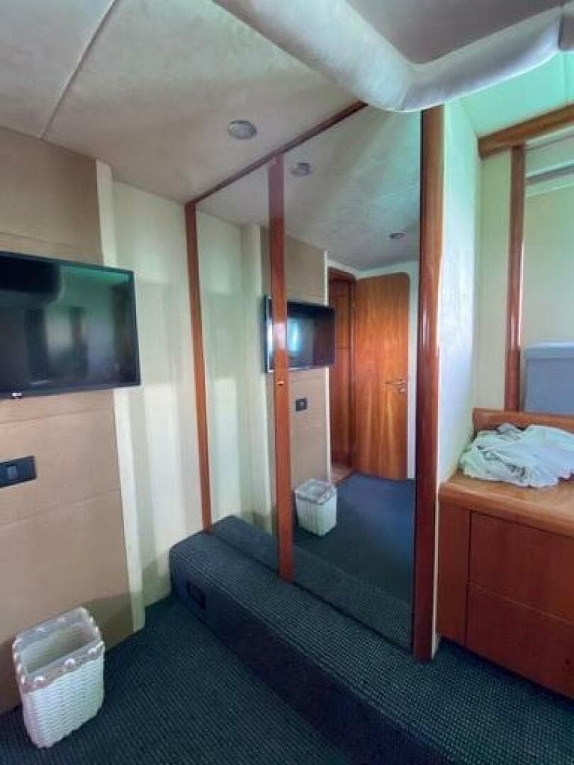 2006 Sunseeker Manhattan 50 — photo 33