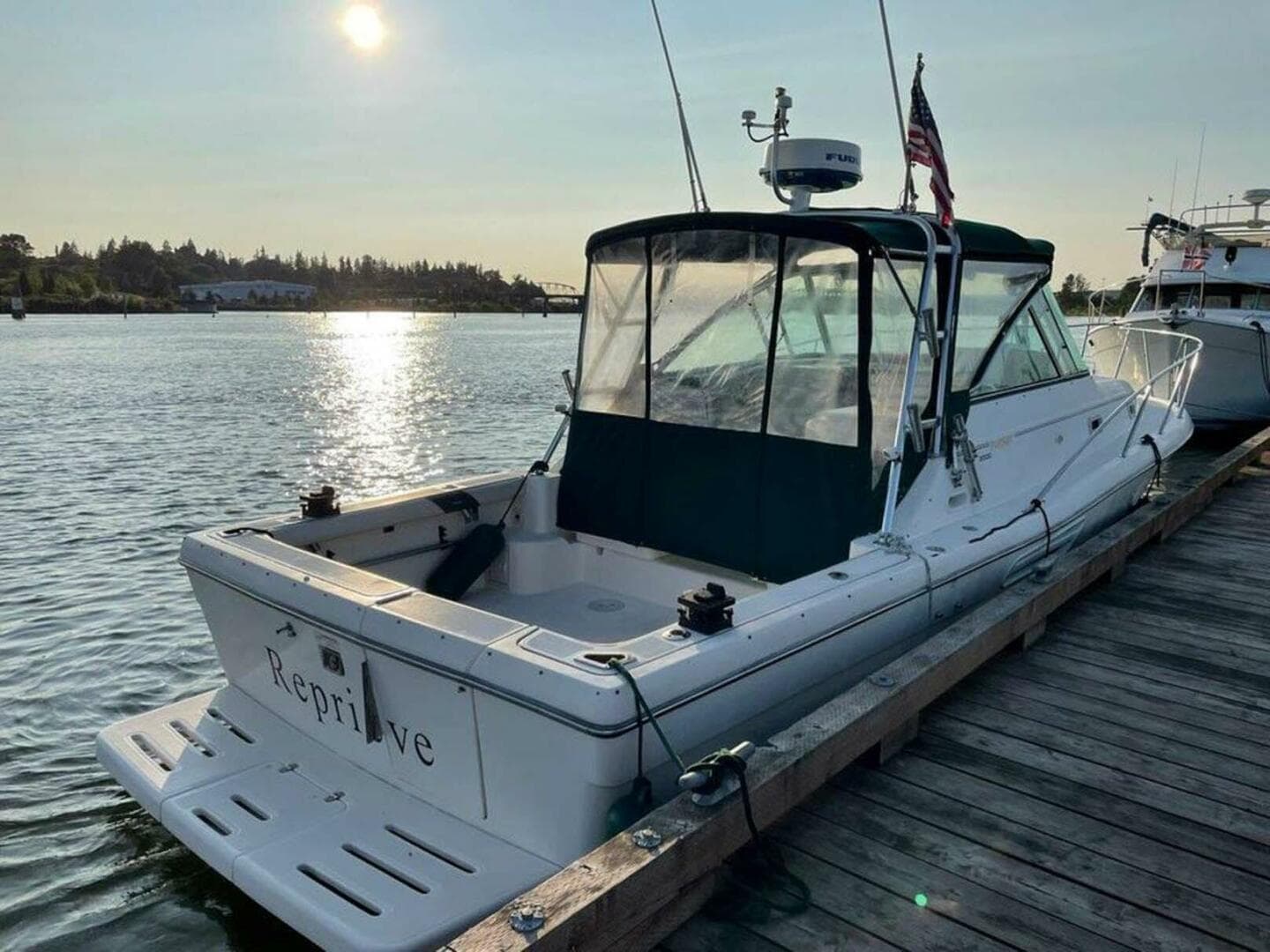 1998 Pursuit 3000 Express — photo 2