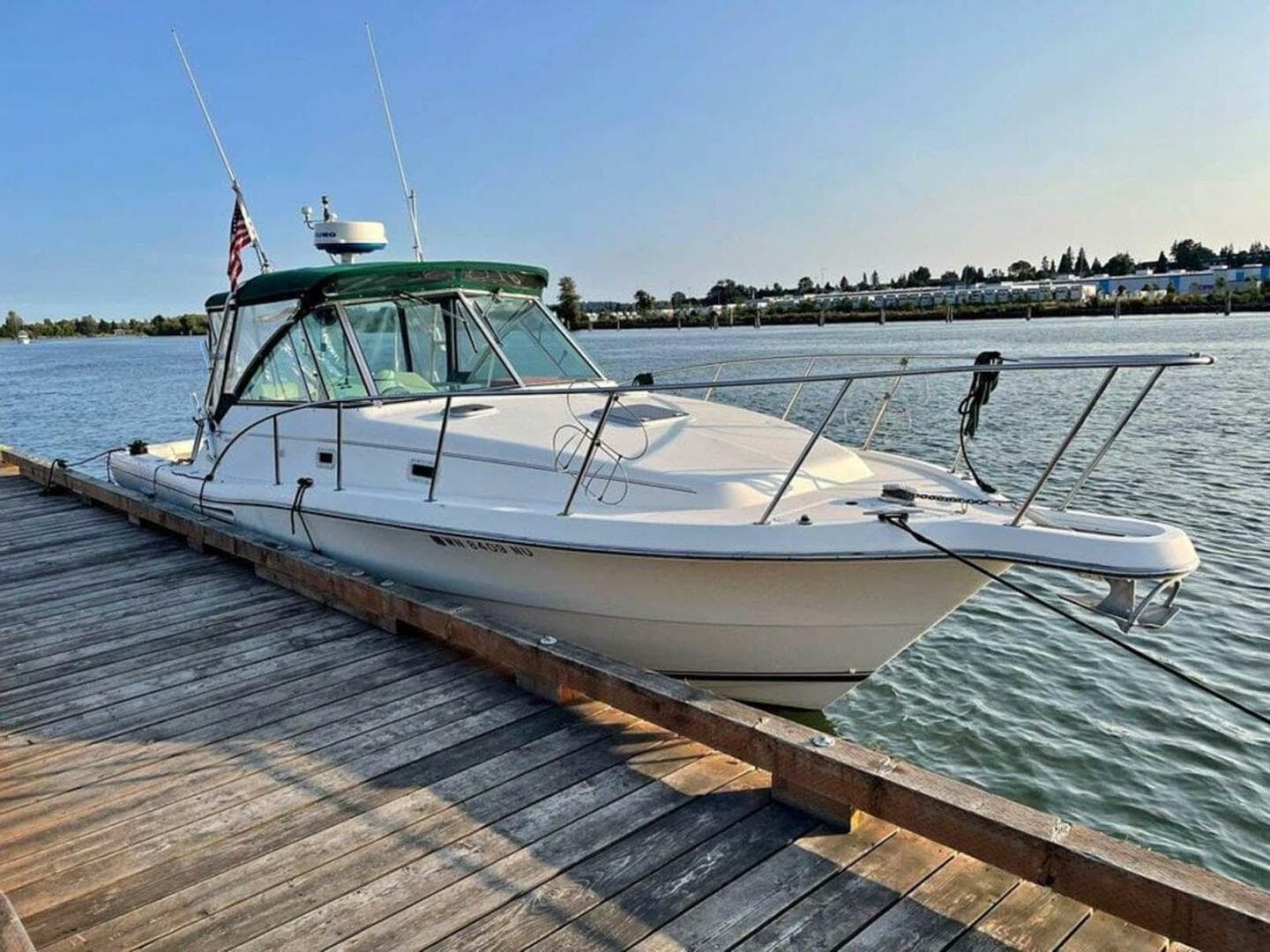 1998 Pursuit 3000 Express — photo 1