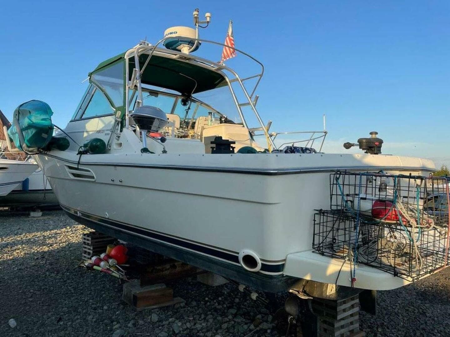 1998 Pursuit 3000 Express — photo 16