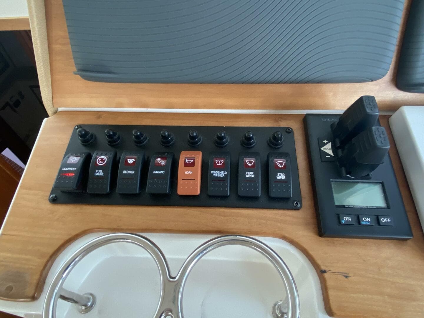 2014 Back Cove 41 — photo 31