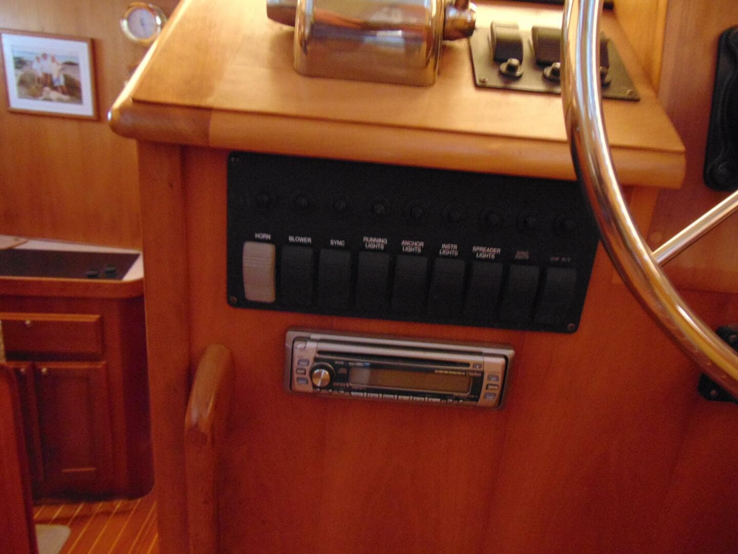 2004 Sabre Flybridge — photo 17