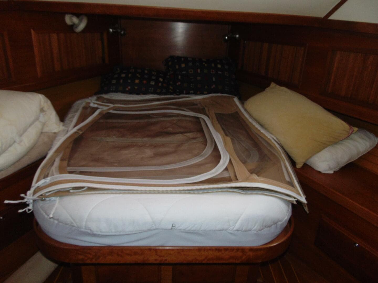 2004 Sabre Flybridge — photo 19