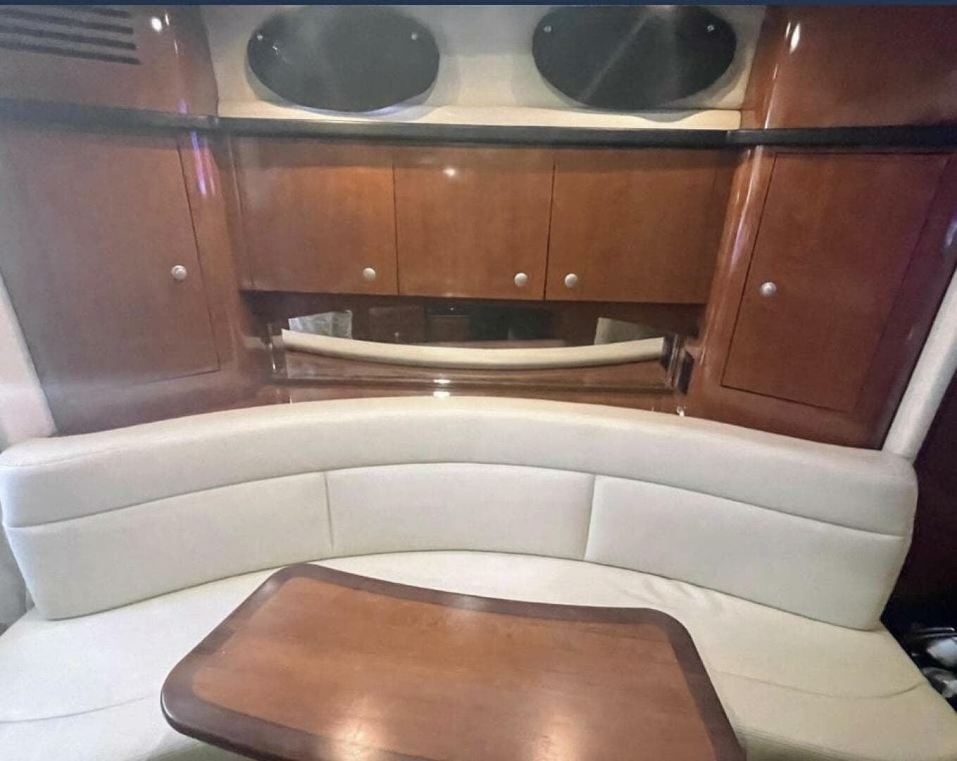 2007 Sea Ray 320 Sundancer — photo 14