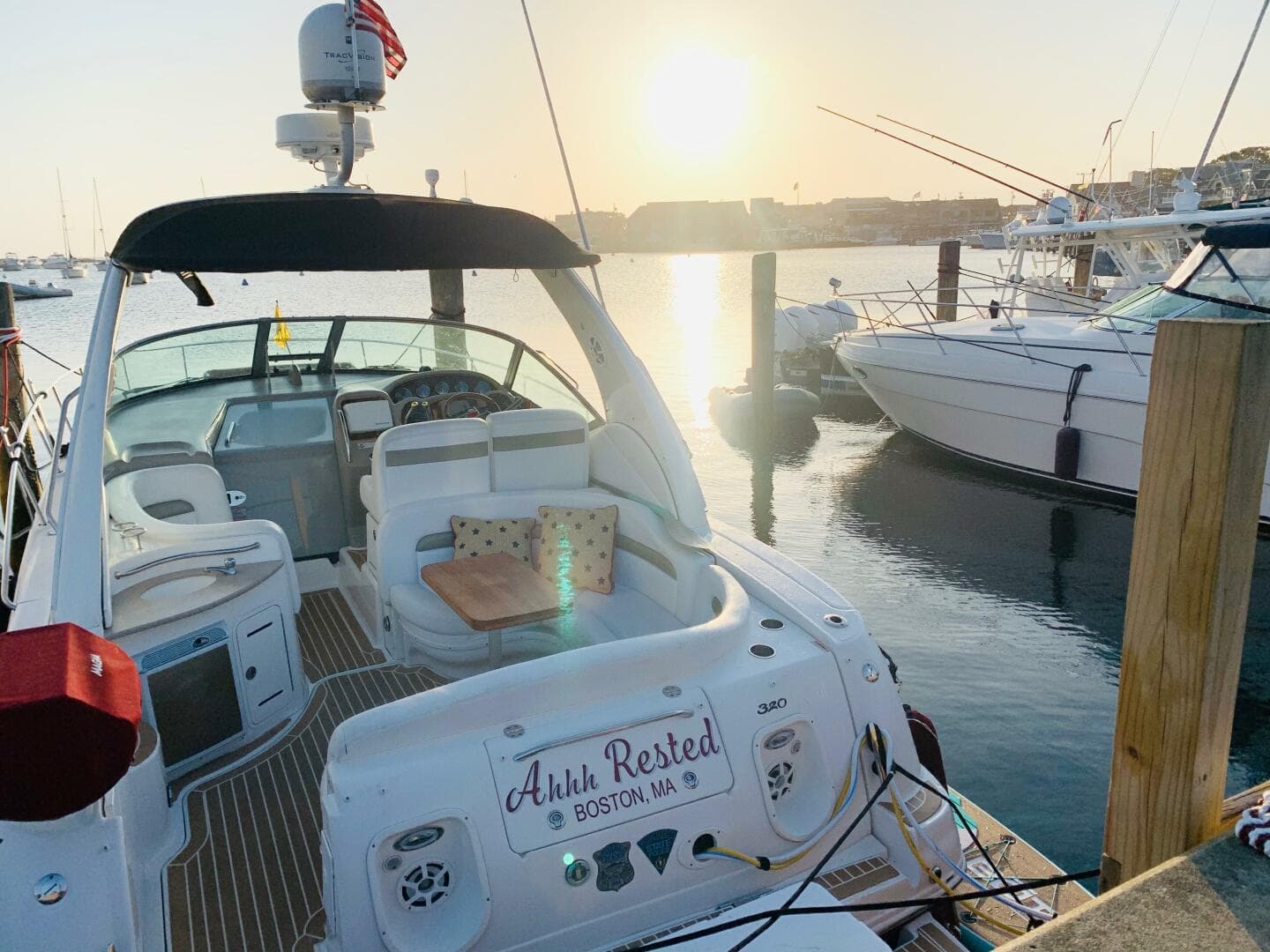 2007 Sea Ray 320 Sundancer — photo 8